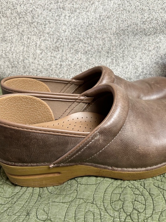 Dansko Clogs - 41 - Picture 4 of 4